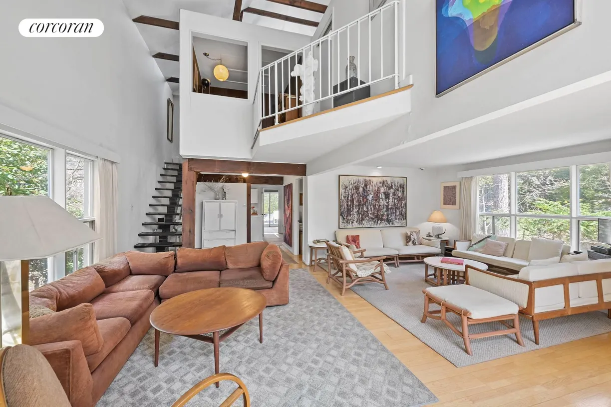 The Hamptons Real Estate | View 201 Cove Hollow Road | 3 Beds, 2 Baths