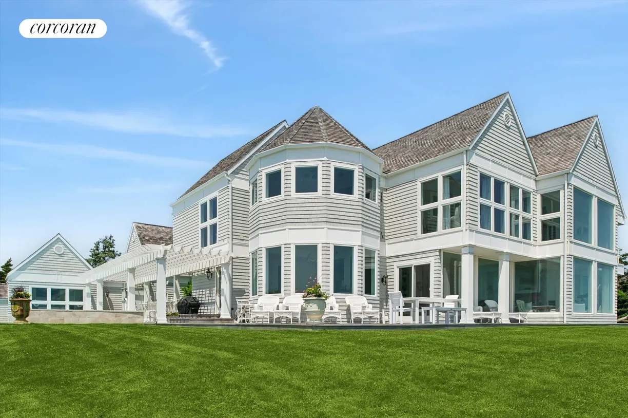 The Hamptons Real Estate | View 390 Old Montauk Highway | Rear View
