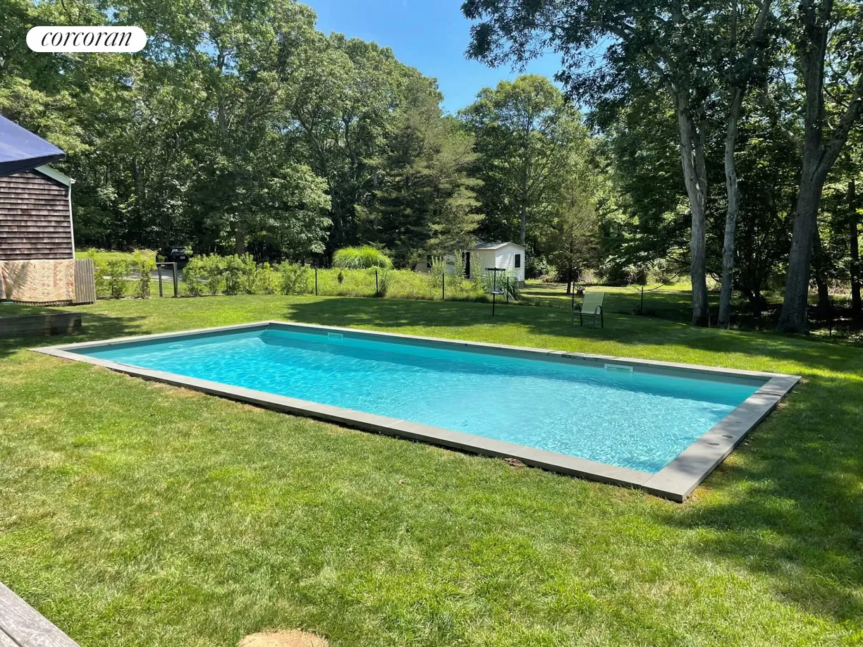 The Hamptons Real Estate | View 441 Old Stone Highway | room 1