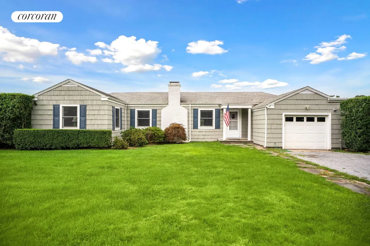 The Hamptons Real Estate | View 19 Bishop Avenue | room 1