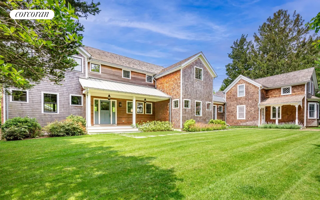 The Hamptons Real Estate | View 268 Madison Street | 7 Beds, 5 Baths