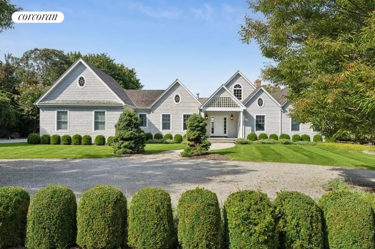 The Hamptons Real Estate | View 21 Shrubland Road | room 1