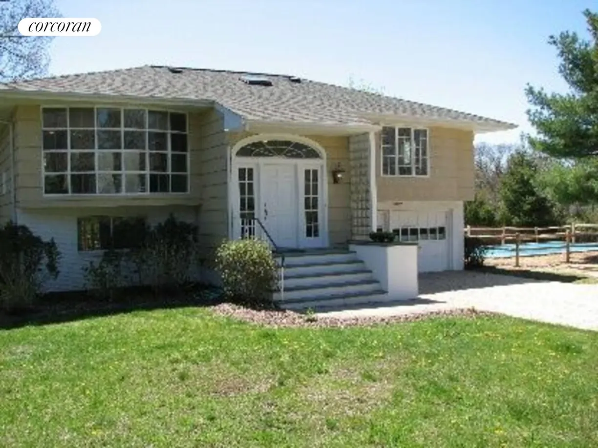 The Hamptons Real Estate | View 6 Scotts Landing Road | 4 Beds, 3 Baths
