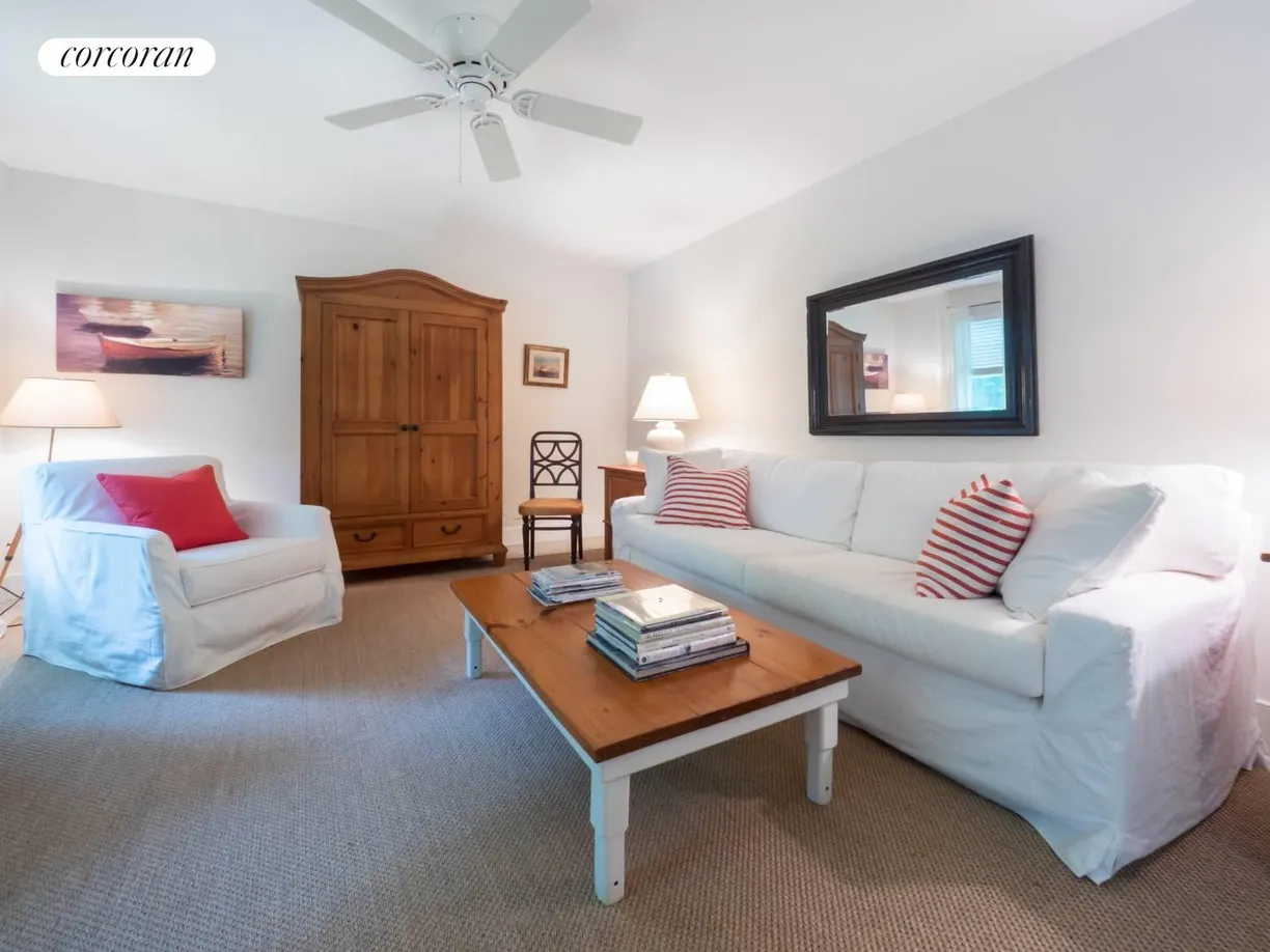 The Hamptons Real Estate | View 19 Lafayette Place | living room