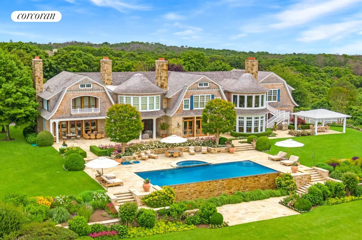 The Hamptons Real Estate | View 1866 Deerfield Road | 6 Beds, 8 Baths