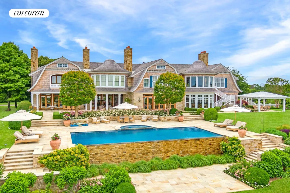 The Hamptons Real Estate | View 1866 Deerfield Road | room 1