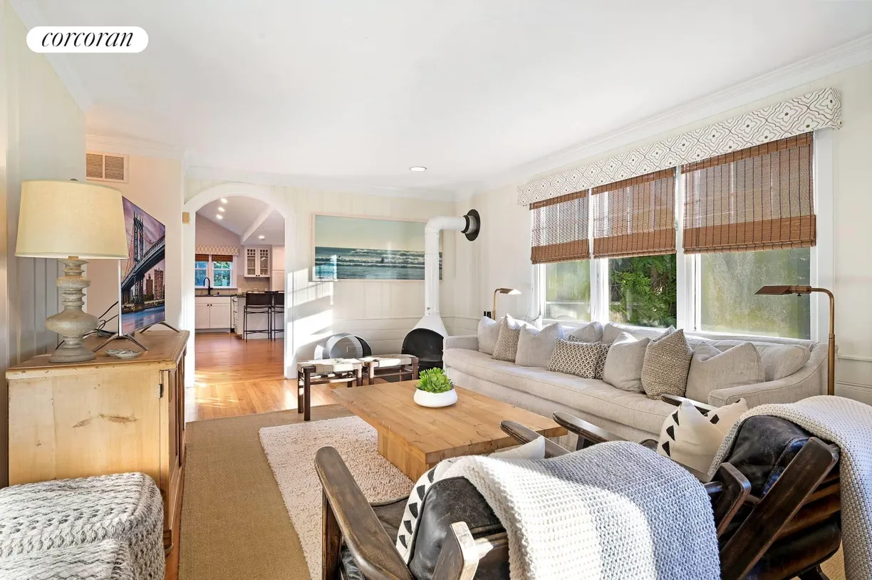 The Hamptons Real Estate | View 70 Miller Lane East | Living Room