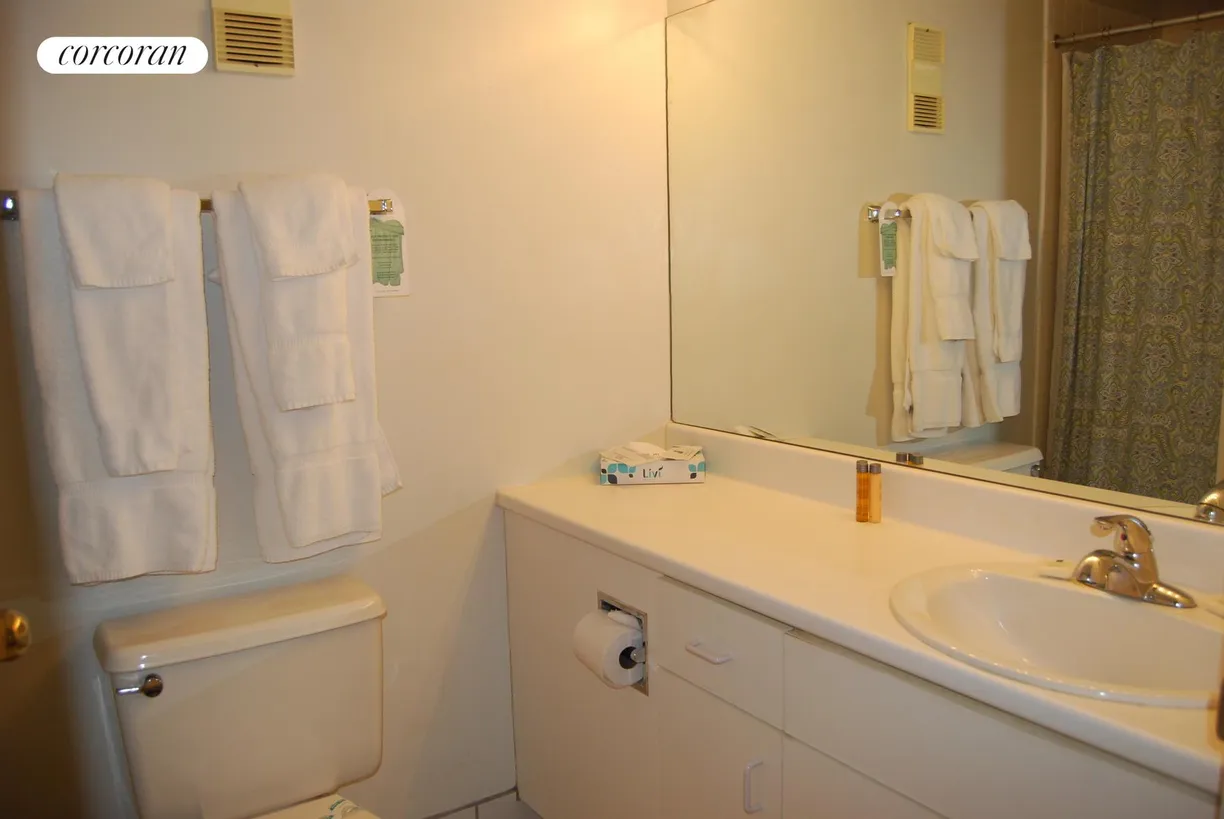 The Hamptons Real Estate | View 236 Edgemere Road | room 2