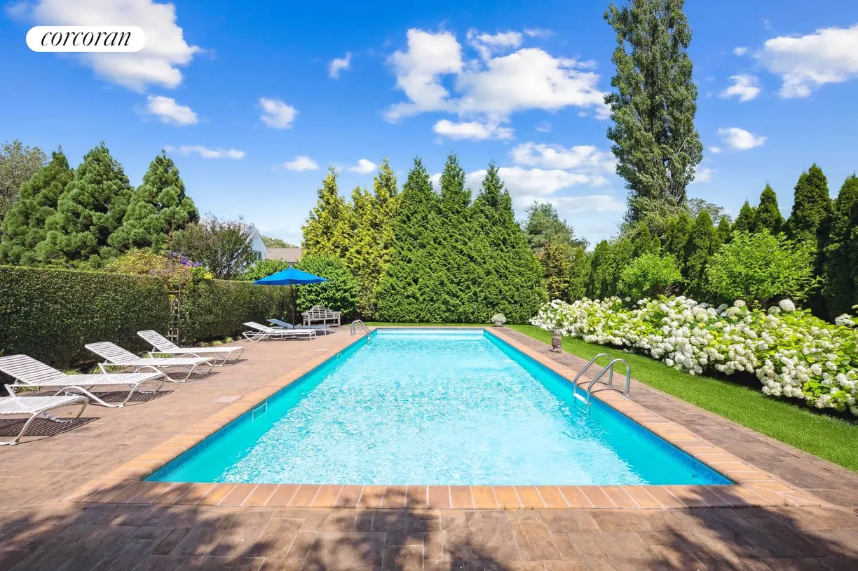 The Hamptons Real Estate | View 136 Pulaski Street | room 2