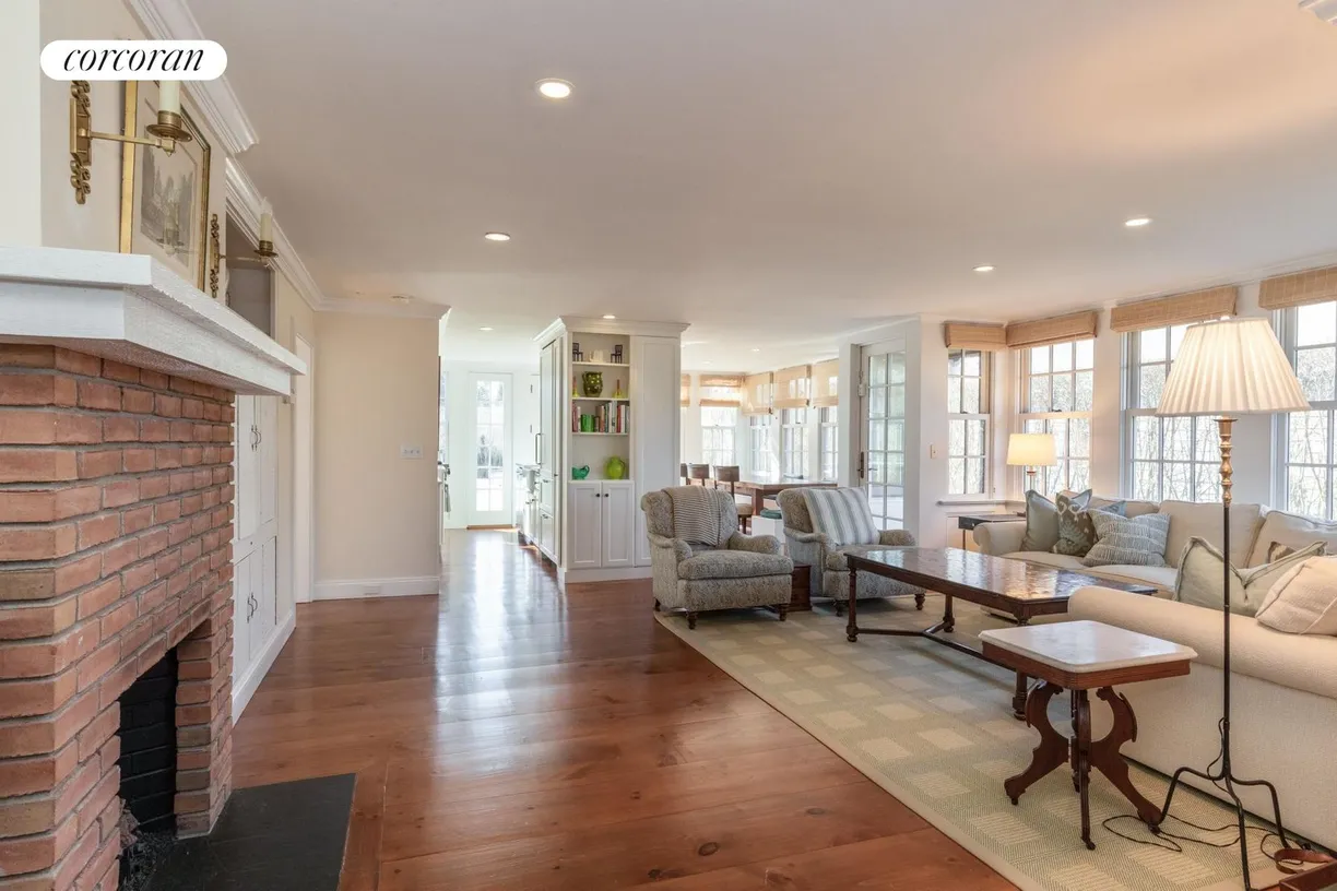 The Hamptons Real Estate | View 26 John Street | room 1