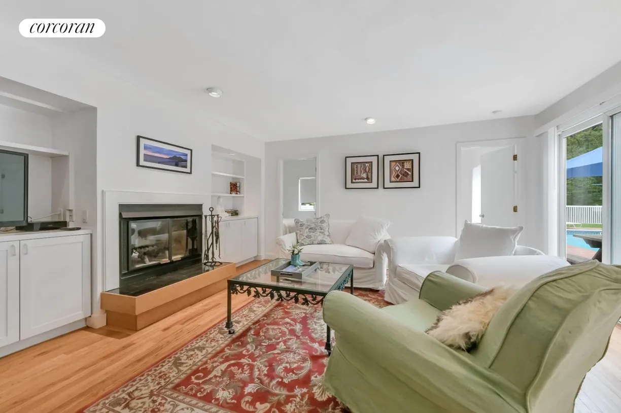 The Hamptons Real Estate | View 11 Wagon Lane | room 1