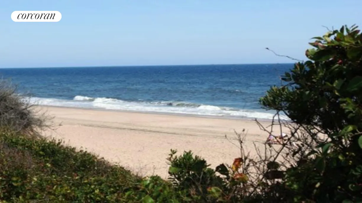 The Hamptons Real Estate | View 18 Dogwood Street | hither hills beach rights