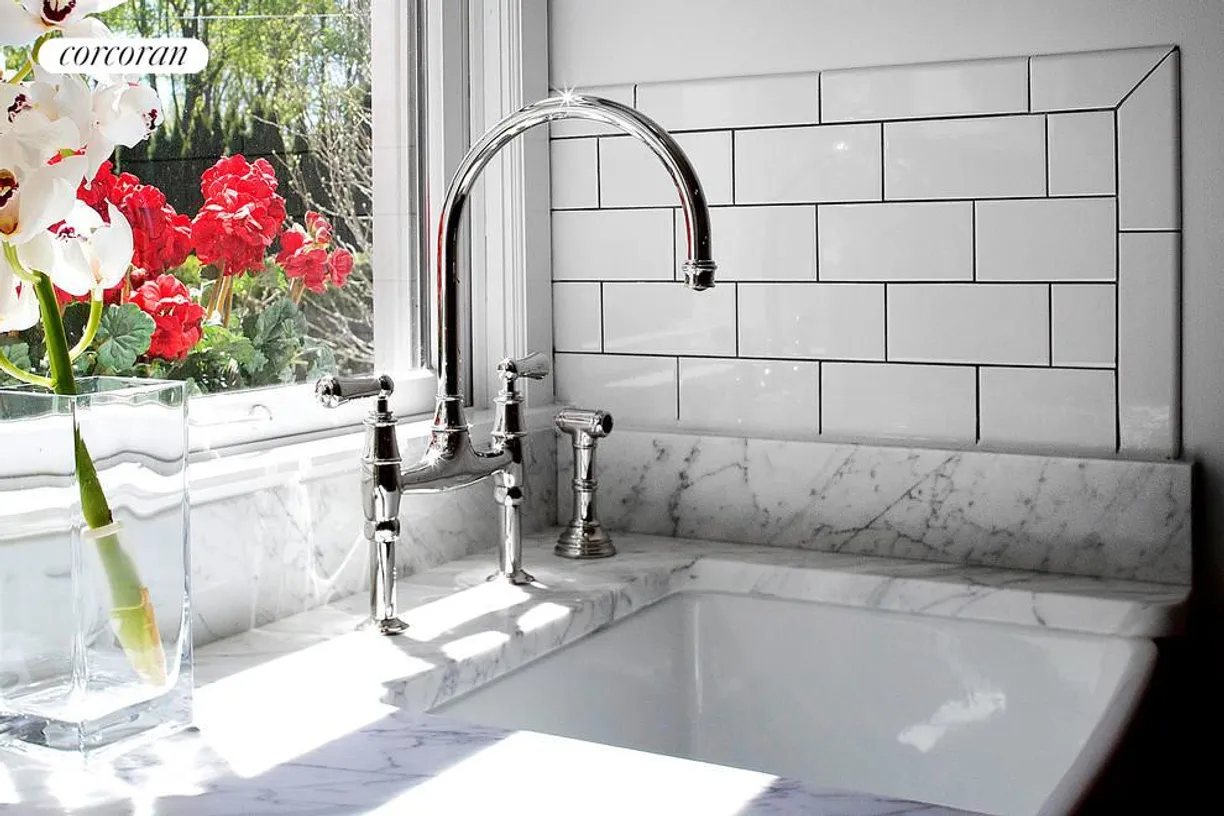 The Hamptons Real Estate | View 78 Moses Lane | room 2