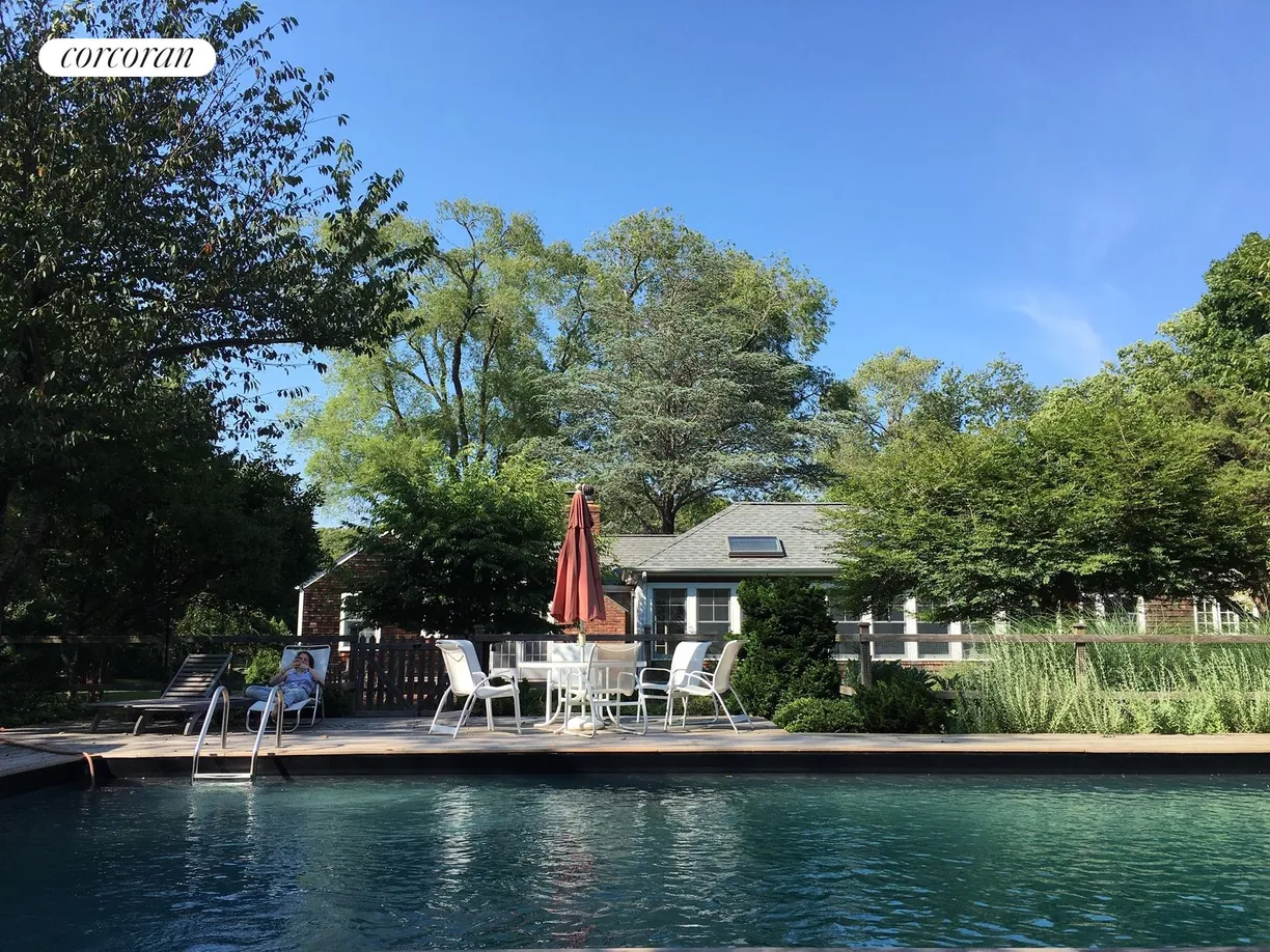 The Hamptons Real Estate | View 33 Wild Cherry Lane | 4 Beds, 2 Baths