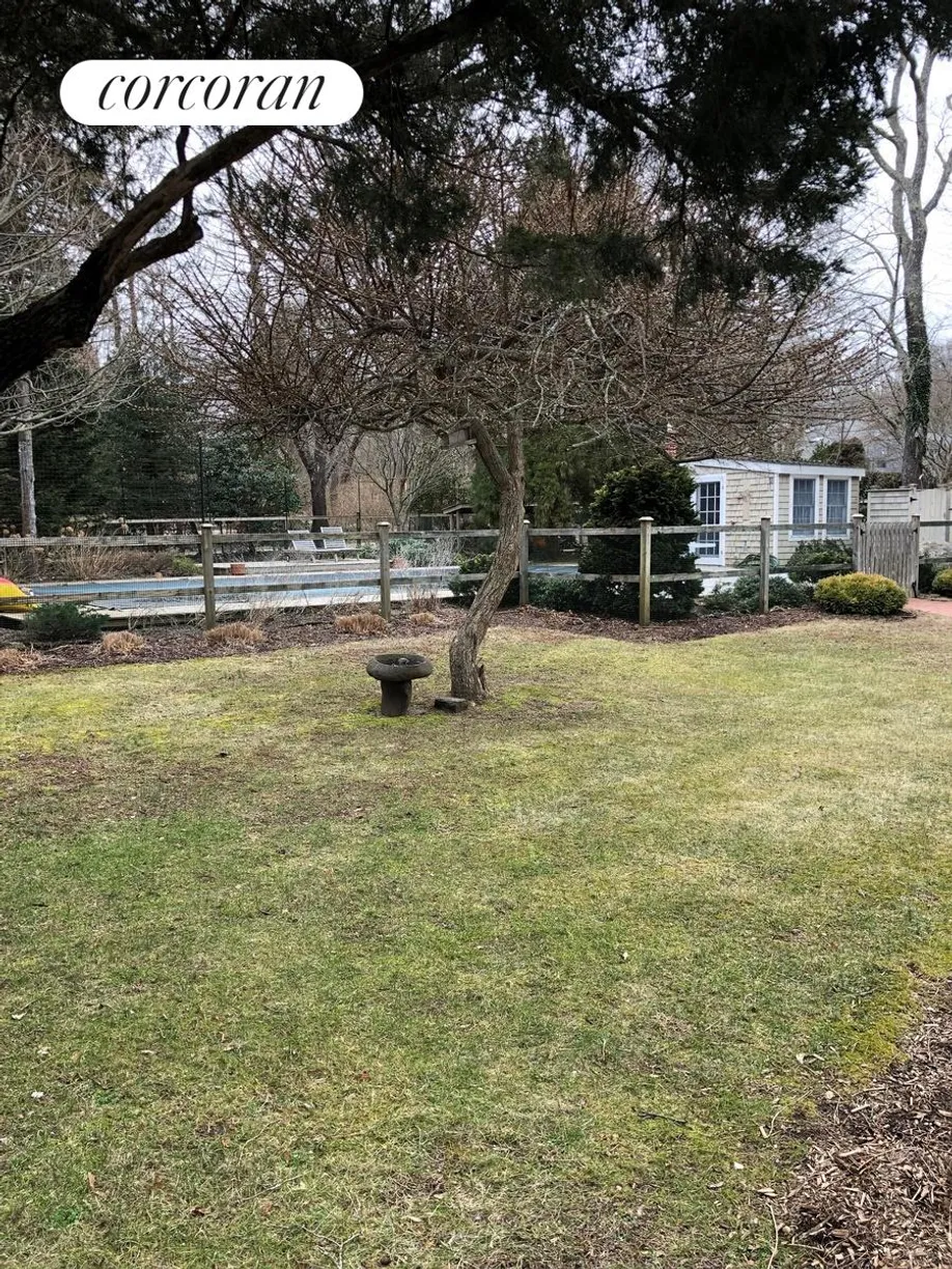 The Hamptons Real Estate | View 33 Wild Cherry Lane | room 1