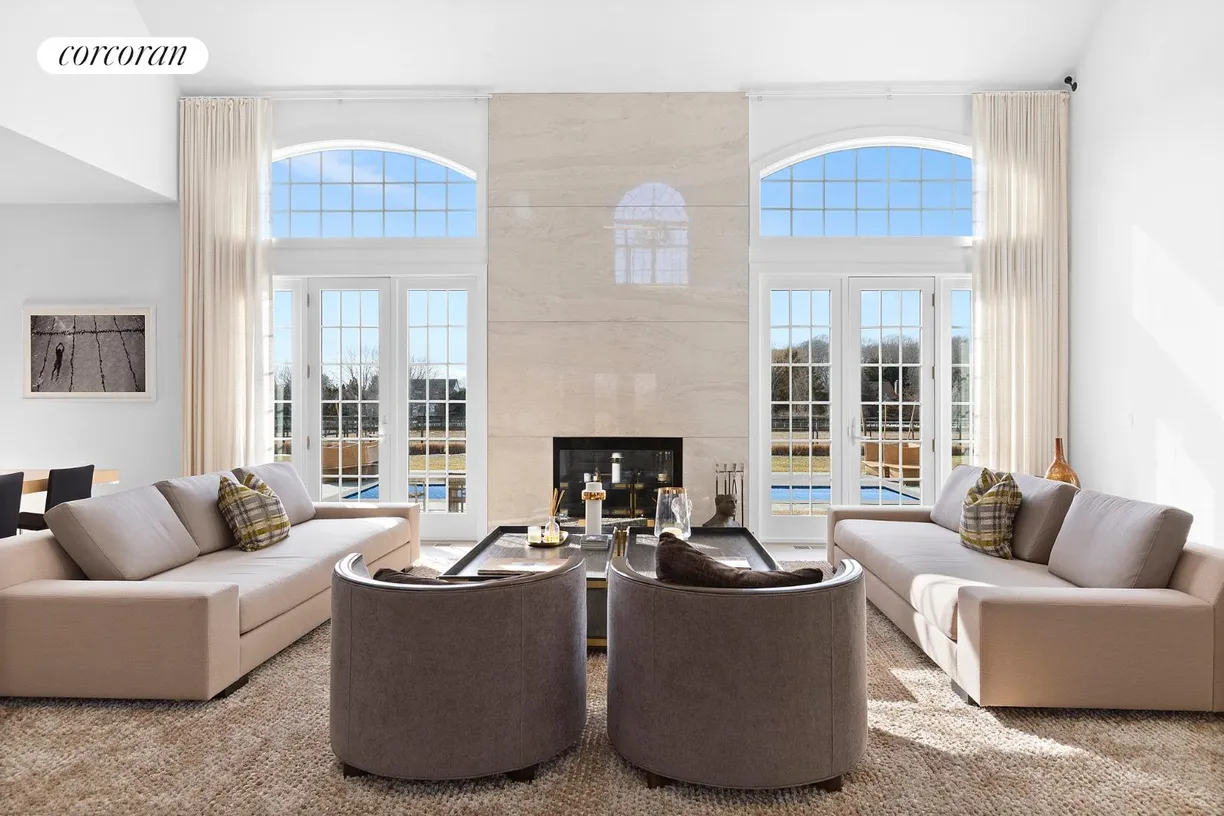 The Hamptons Real Estate | View 8 Whispering Fields Court | Sleek Modern Living Room