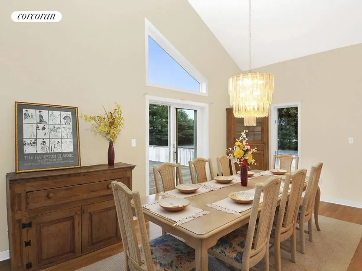The Hamptons Real Estate | View 76 Mill Creek Close | dining room