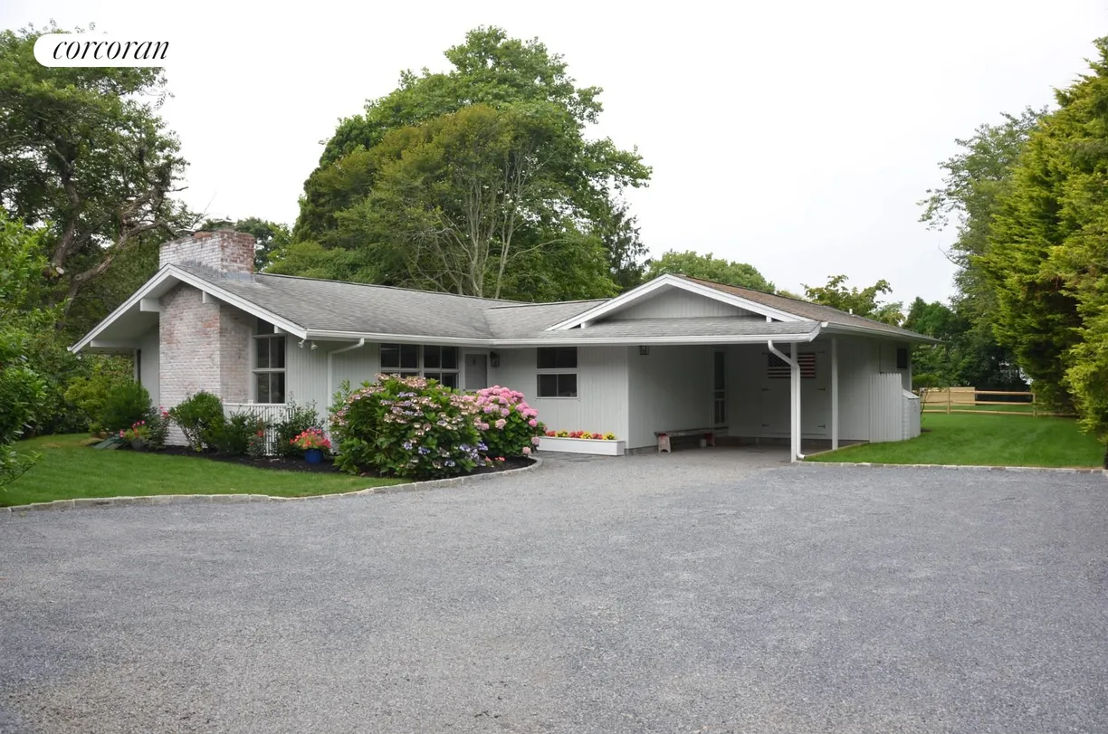 The Hamptons Real Estate | View 350 Bluff Road | Mid-Century Modern