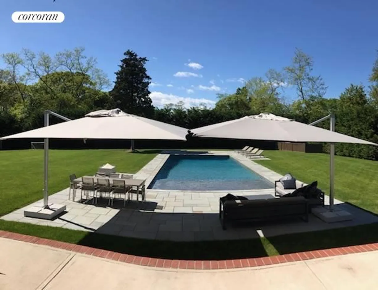 The Hamptons Real Estate | View 8 Bittersweet Lane | GUNITE POOL & GRAND SHADE UMBRELLAS