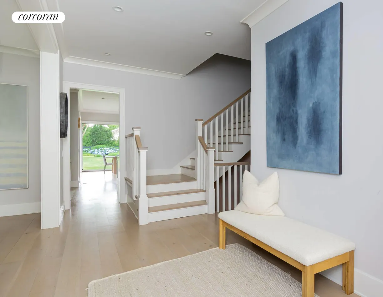 The Hamptons Real Estate | View 69 Gould Street | room 1