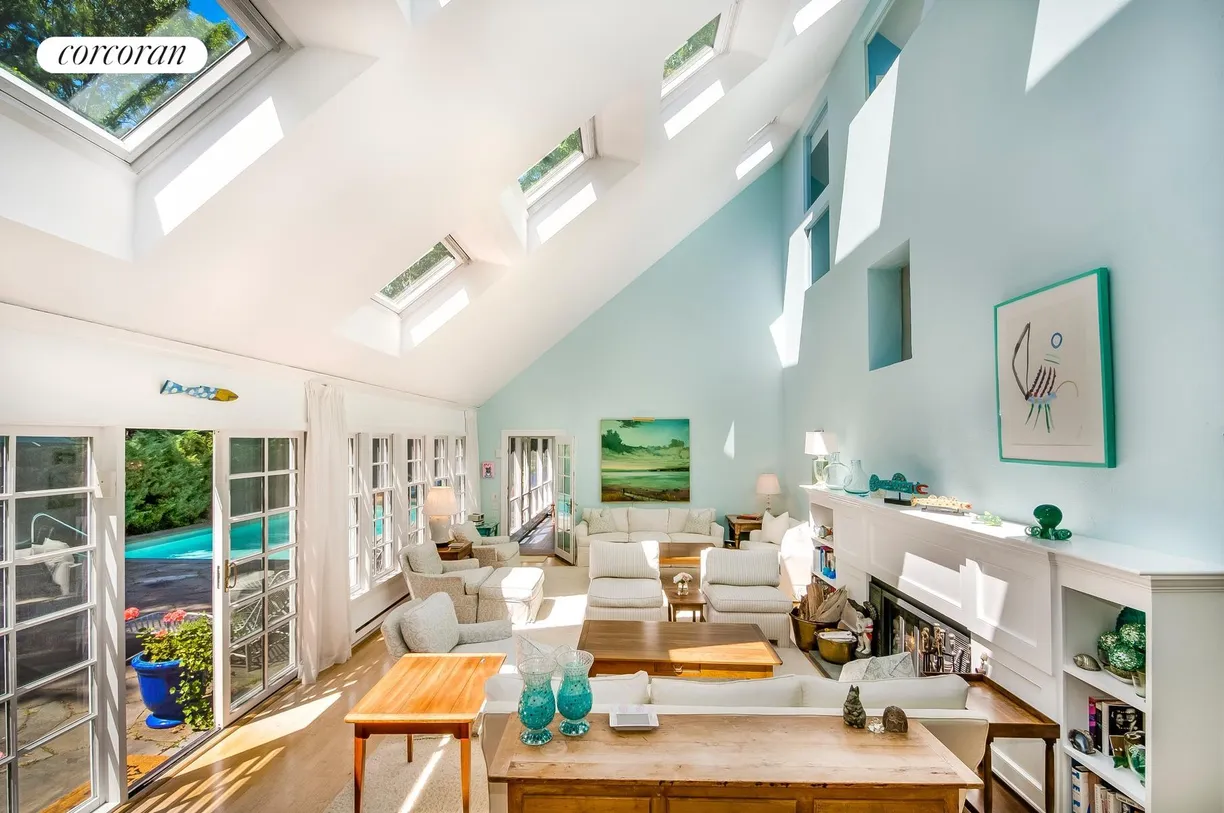 The Hamptons Real Estate | View 8 White Pine Road | Living Room