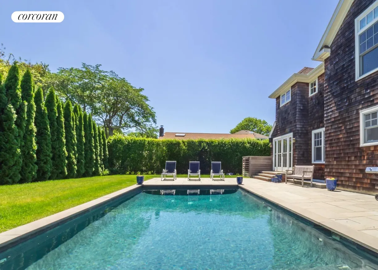 The Hamptons Real Estate | View 140 Pelletreau Street | room 2
