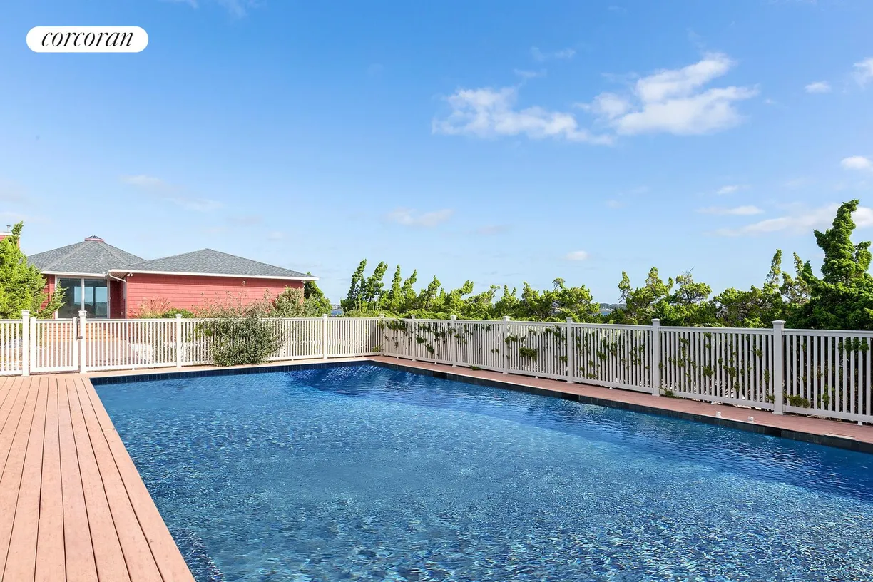 The Hamptons Real Estate | View  | Gunite pool