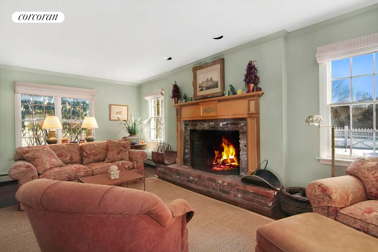 The Hamptons Real Estate | View 789 Accabonac Road | room 2