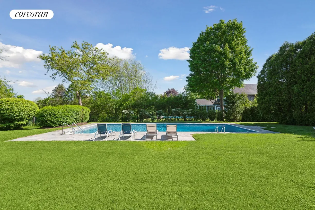 The Hamptons Real Estate | View 45 Williams Way | 4 Beds, 2 Baths