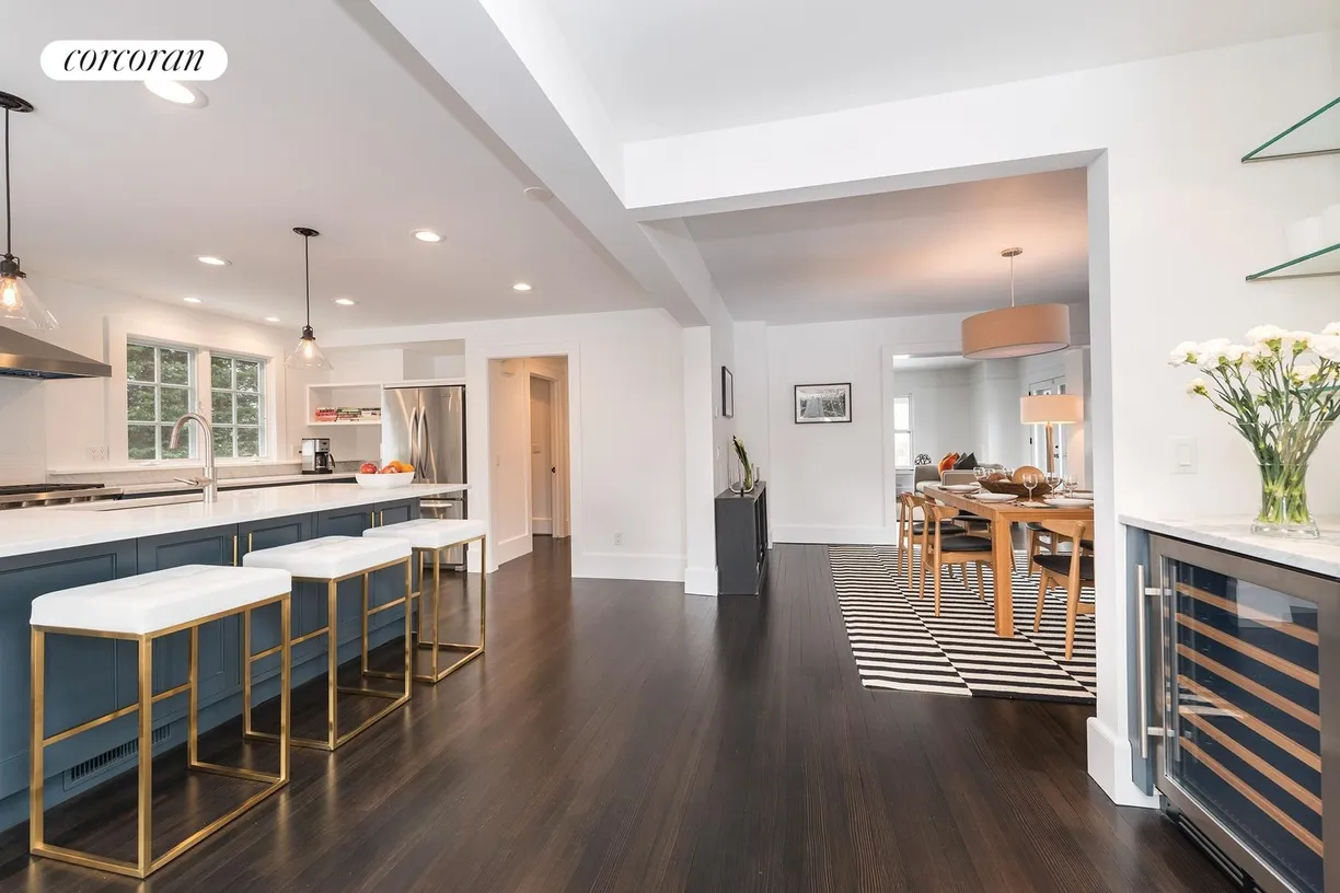 The Hamptons Real Estate | View 40 Cooper Lane | room 2