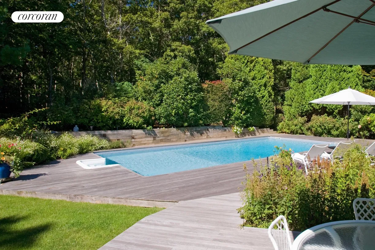 The Hamptons Real Estate | View 123 Wilderness Trail | room 2