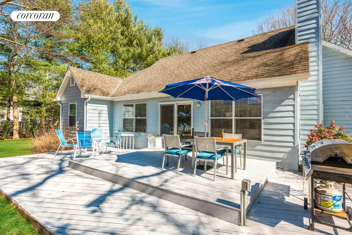 The Hamptons Real Estate | View 12 President Street | room 2