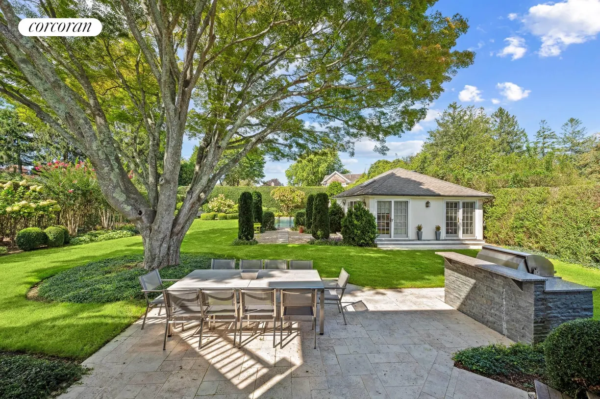 The Hamptons Real Estate | View 55 Rogers Avenue | Convenient gas grill
