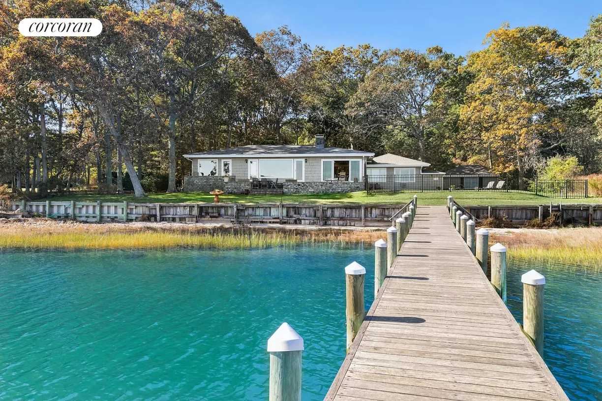 The Hamptons Real Estate | View 16 Little Ram Island Drive | 3 Beds, 2 Baths