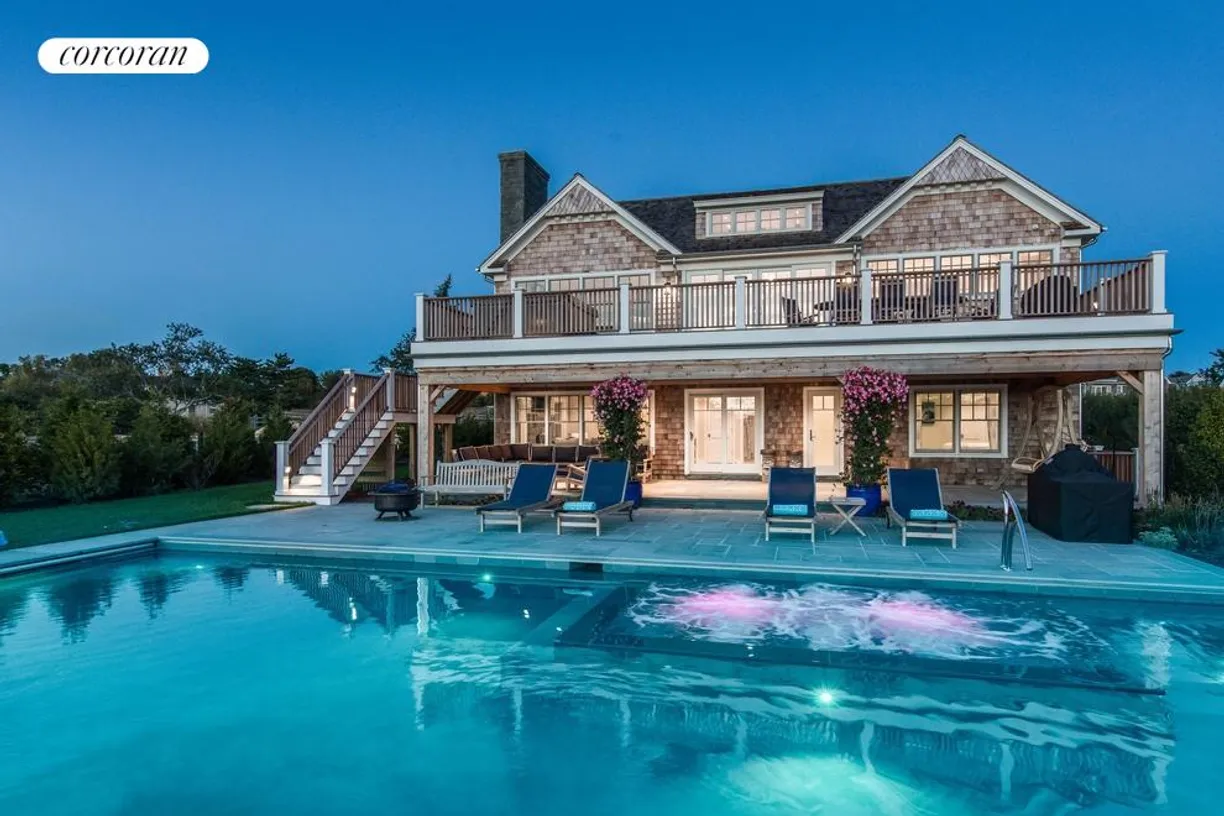 The Hamptons Real Estate | View  | 4 Beds, 4 Baths