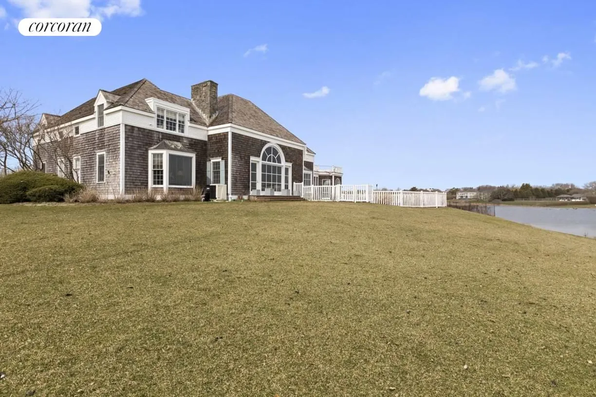 The Hamptons Real Estate | View 89 Murray Lane | room 1