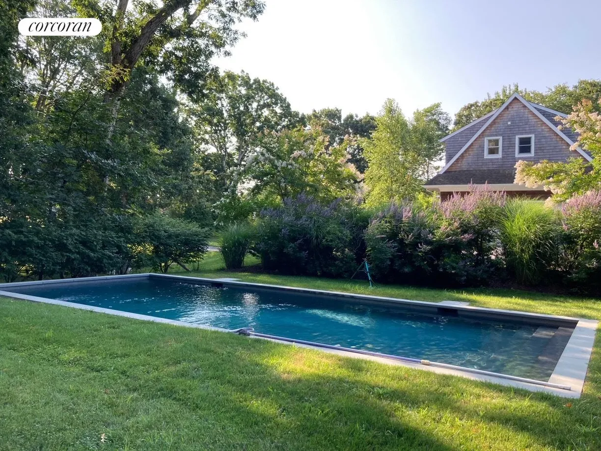 The Hamptons Real Estate | View 3 Primrose Place | room 1