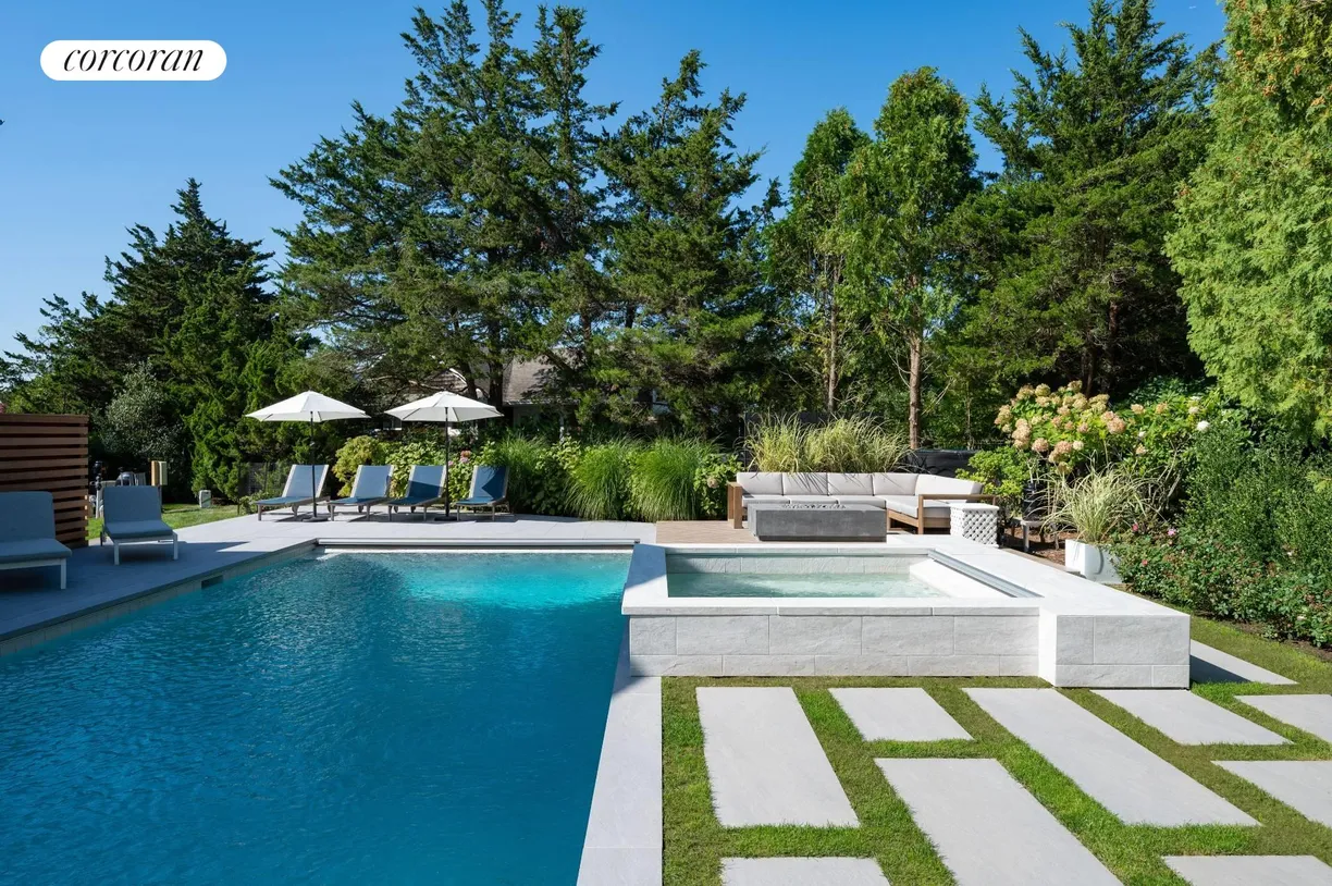 The Hamptons Real Estate | View 56 Beckys Path | 3 Beds, 3 Baths