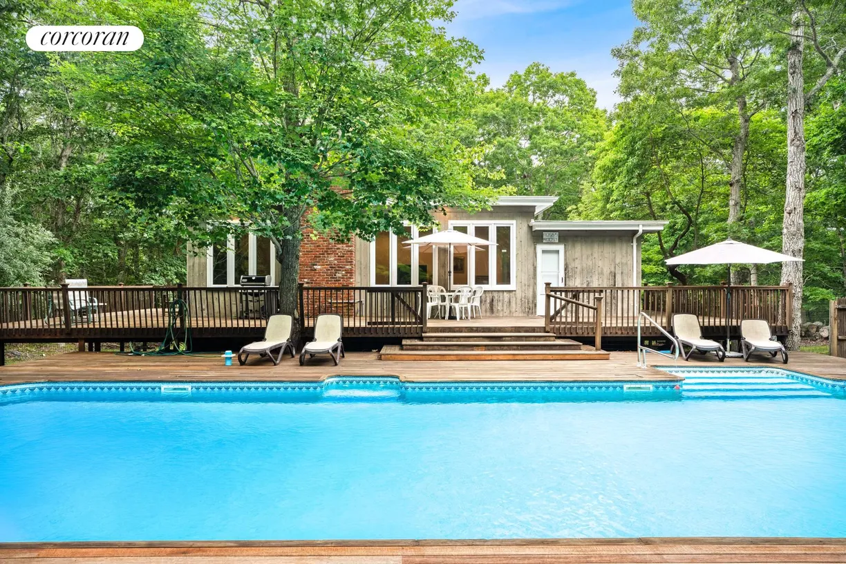 The Hamptons Real Estate | View 73 Canvasback Lane | 3 Beds, 2 Baths