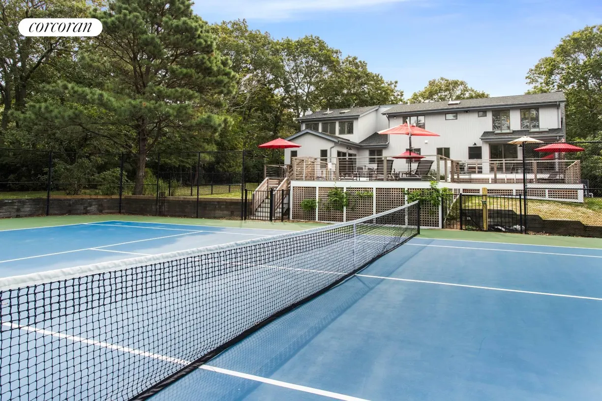 The Hamptons Real Estate | View 7 Harbor Road | Newly resurfaced