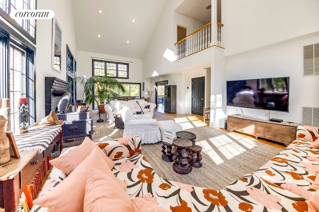 The Hamptons Real Estate | View 25 Laurel Hill Lane | 4 Beds, 3 Baths