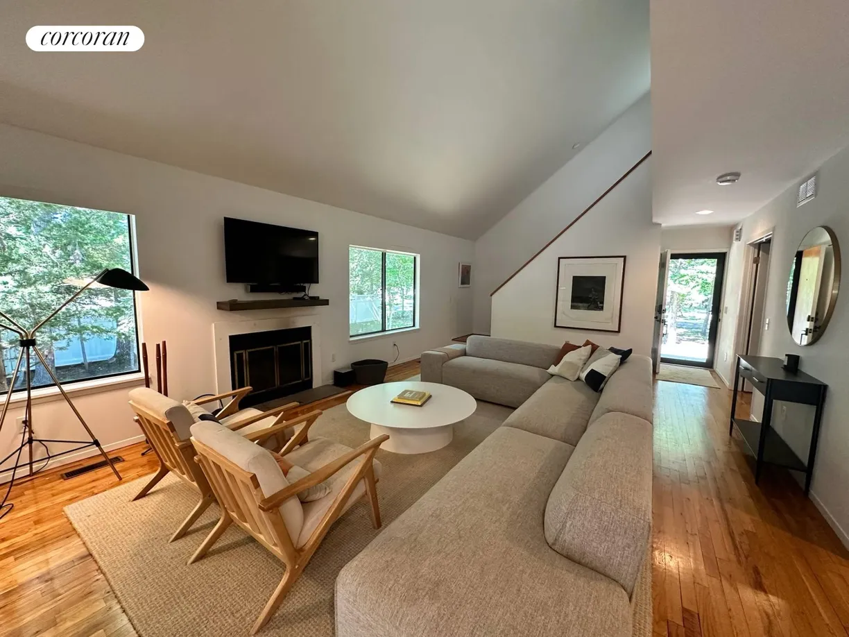 The Hamptons Real Estate | View 12 Orkney Road | room 2