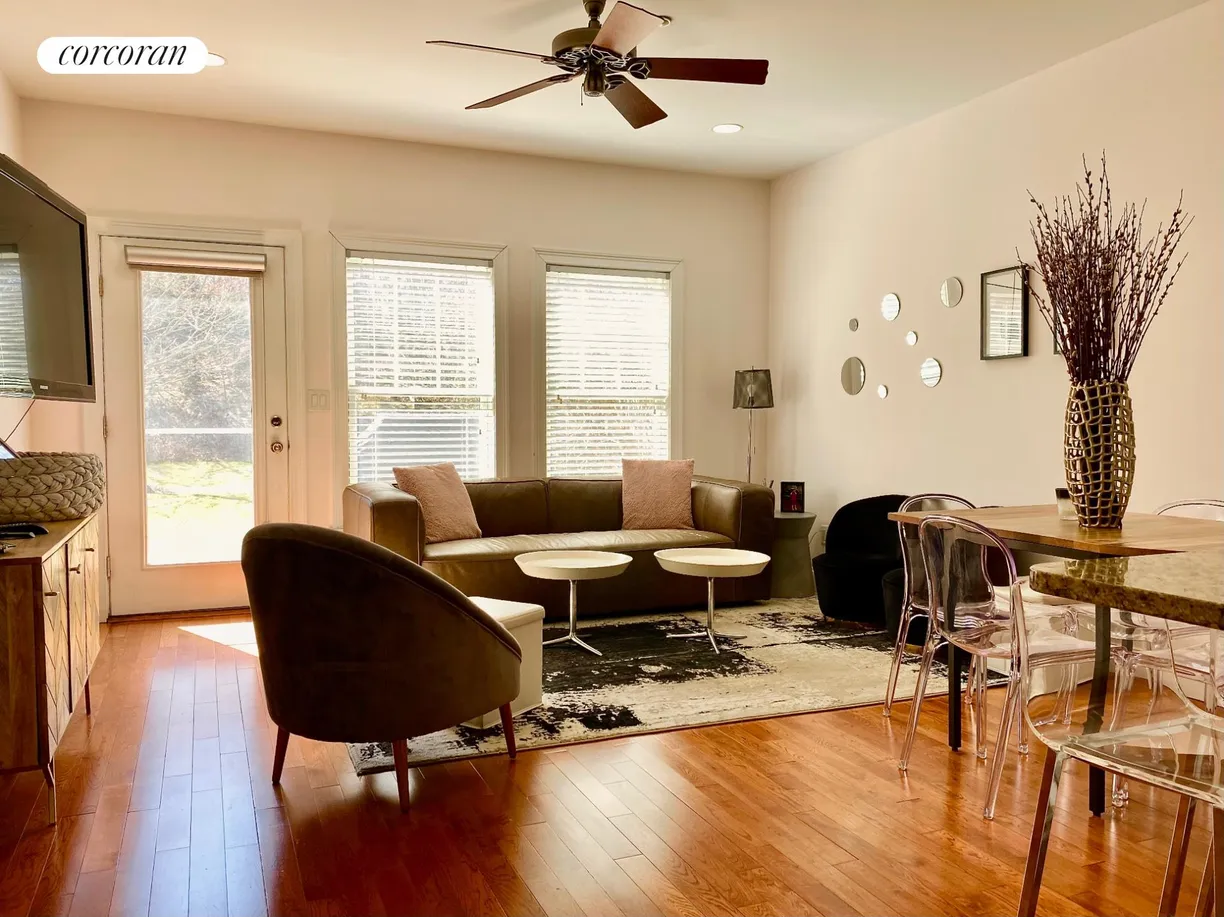 The Hamptons Real Estate | View 41 Andrew Court | room 1