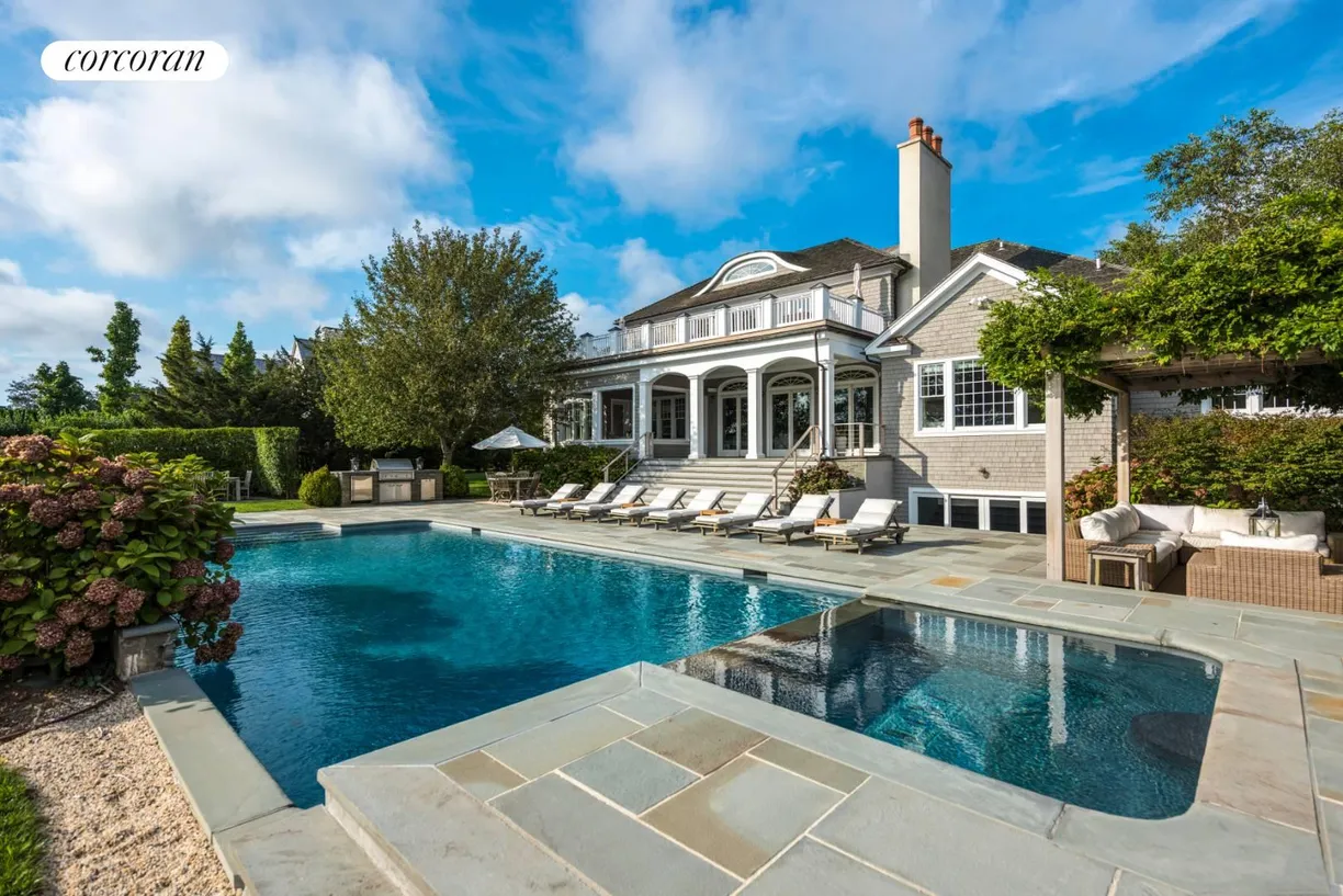The Hamptons Real Estate | View 15 Kellis Way | room 2