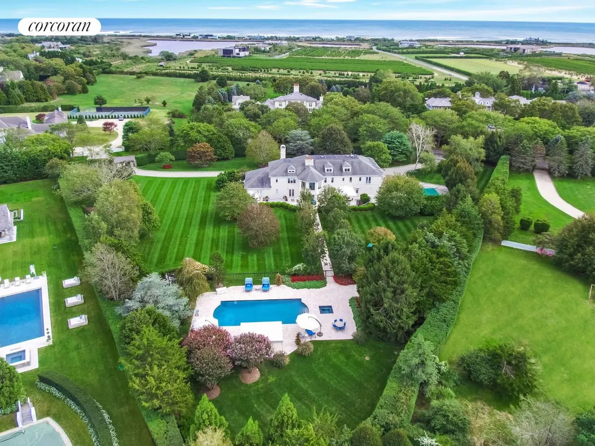 The Hamptons Real Estate | View 21 Fordune Drive | 10 Beds, 13 Baths