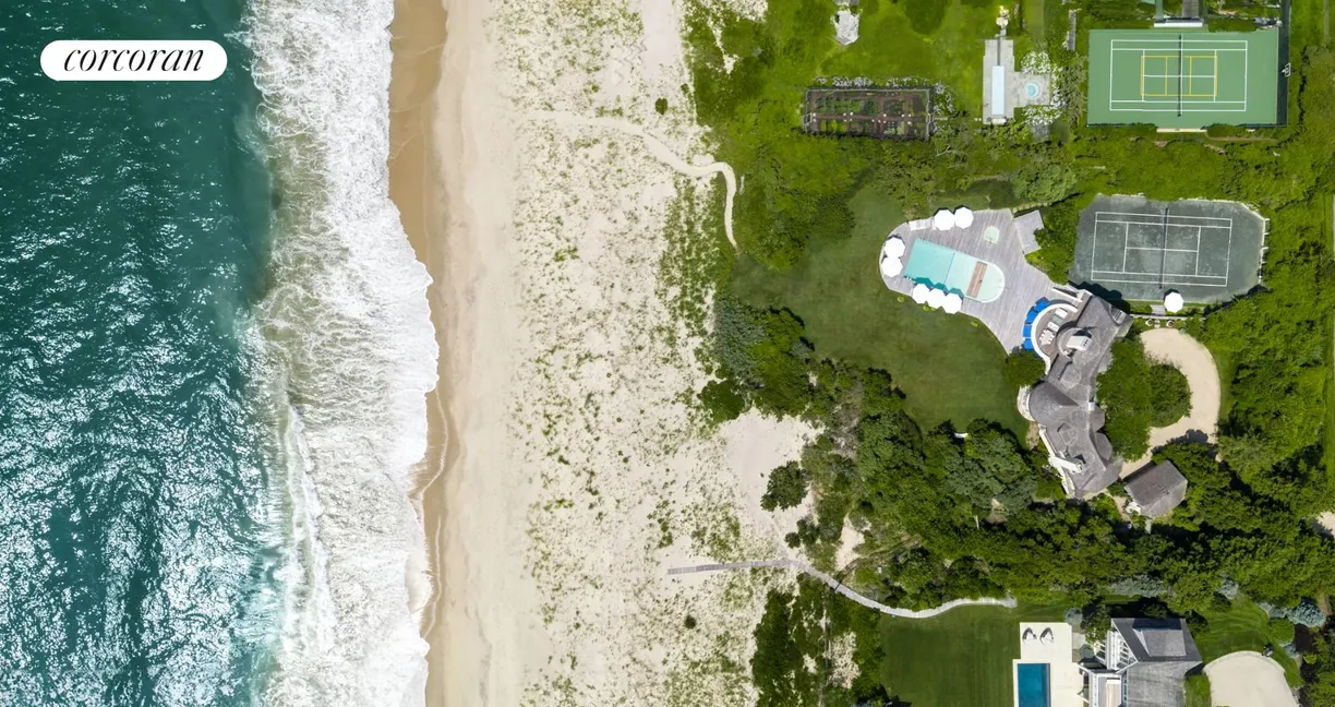 The Hamptons Real Estate | View 346 Meadow Lane | room 1