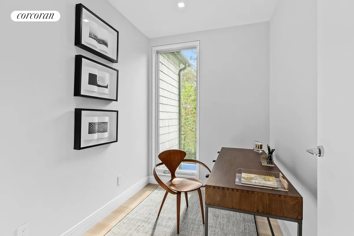 The Hamptons Real Estate | View 12 Eileen's Path | Home Office Space | View 27