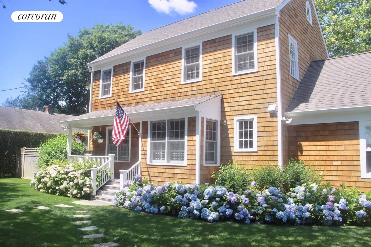 The Hamptons Real Estate | View 13 Church Street | 3 Beds, 2 Baths
