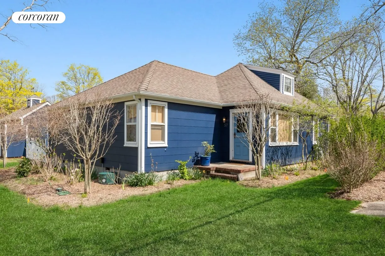 The Hamptons Real Estate | View 57 Palmer Terrace | Cottage