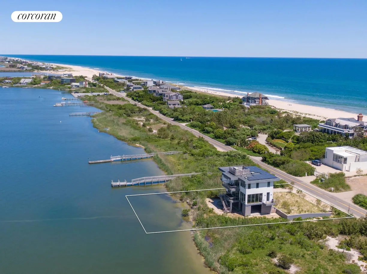 The Hamptons Real Estate | View 1122 Flying Point Road | 2 Beds, 3 Baths